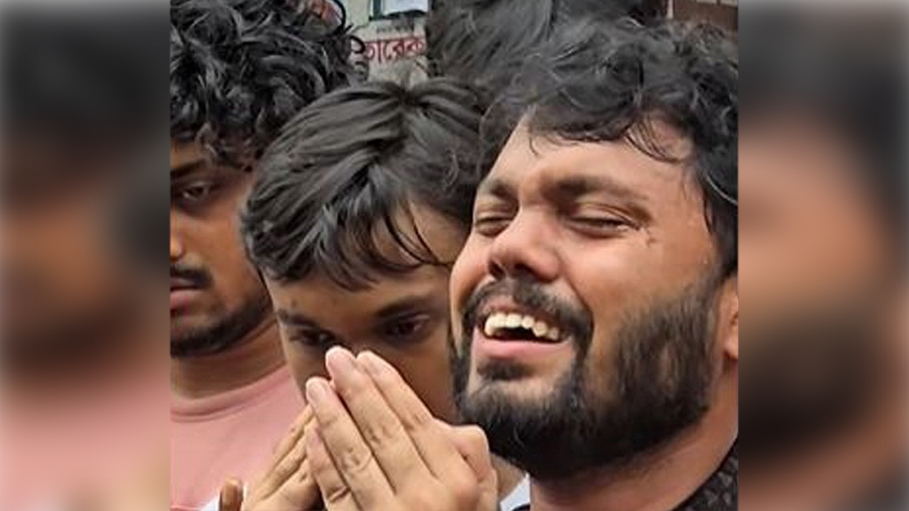আ.লীগের কর্মী-সমর্থকদের জন্য কেঁদে কেঁদে দোয়া করলেন হাদি